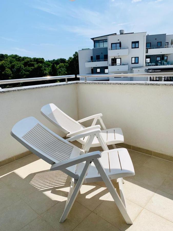 Apartment Alexandra เปรมันตูรา ภายนอก รูปภาพ